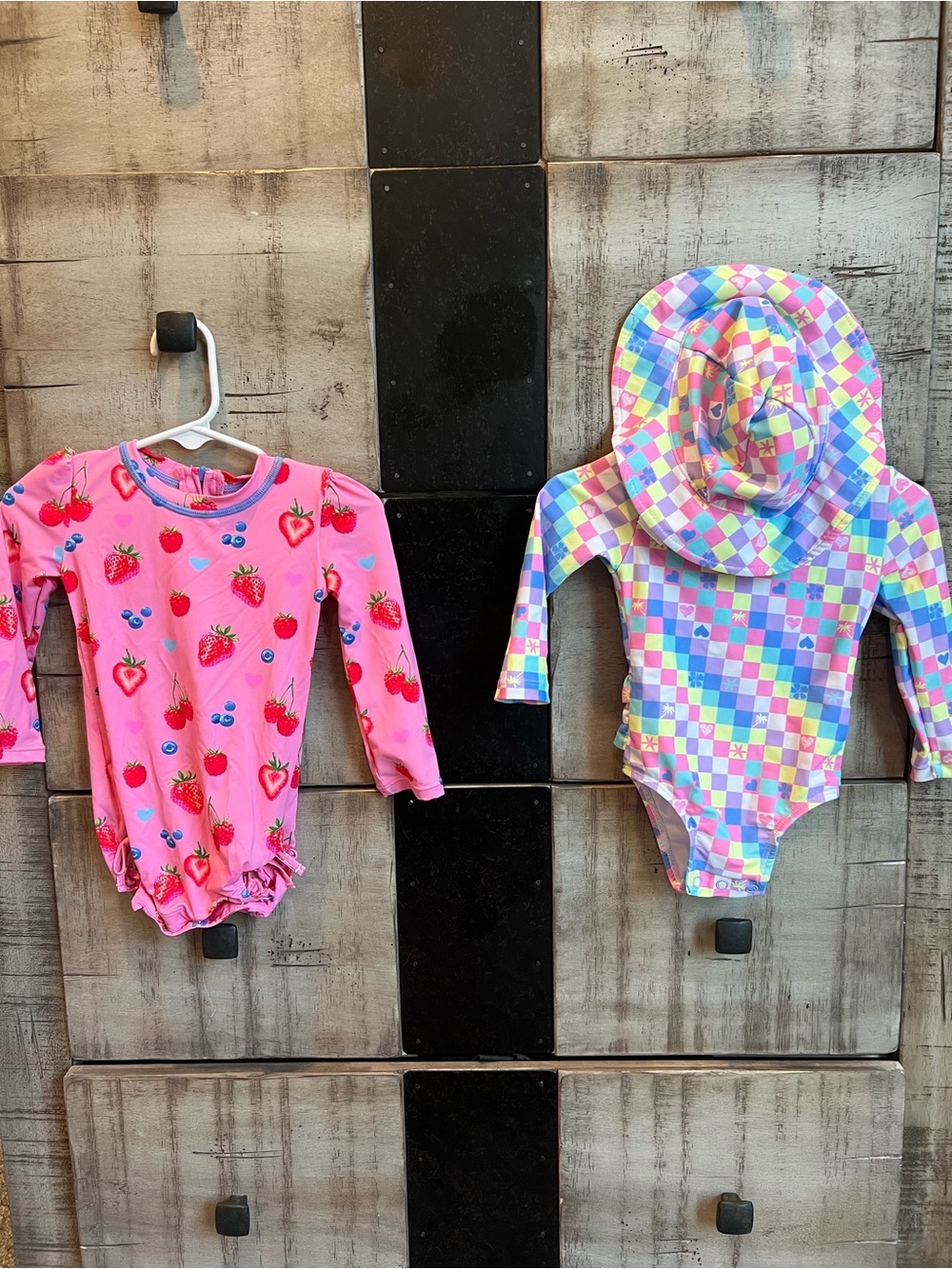 NWOT- little girl bathing suits with hat